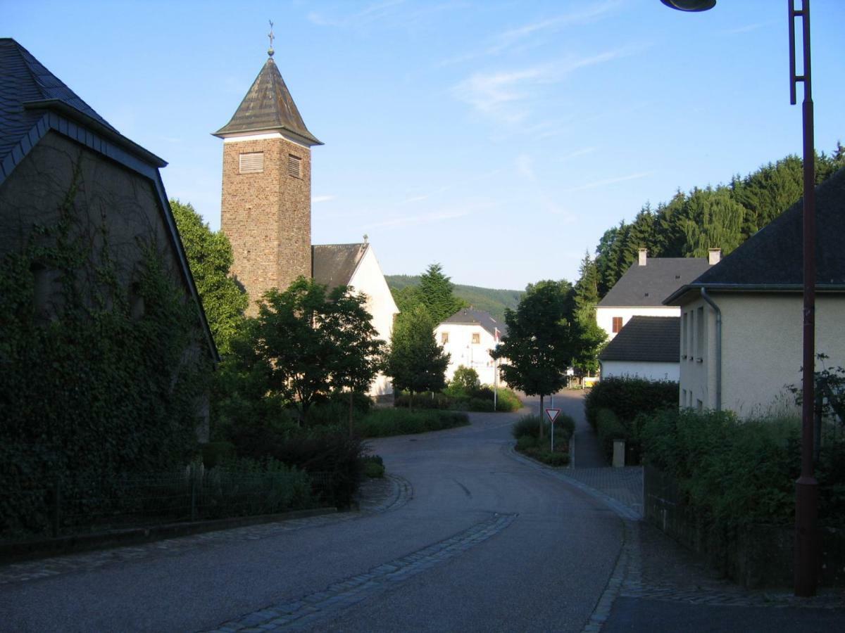 Apartment " Pensch " Wilwerwiltz Eksteriør bilde
